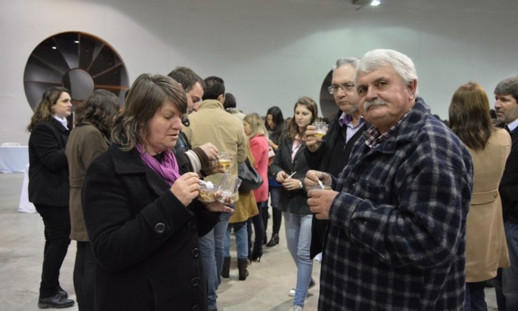 STR PRESENTE NO VIII SEMINÁRIO BRASILEIRO SOBRE PEQUENAS FRUTAS