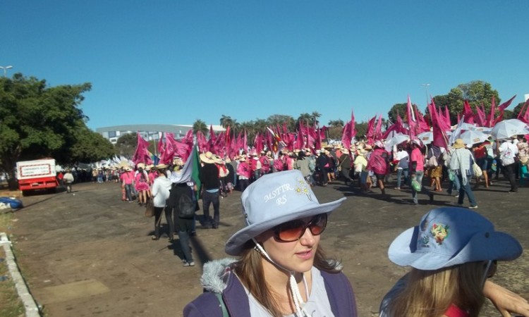 MULHERES DO STR NA MARCHA DAS MARGARIDAS 2015