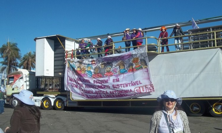 MULHERES DO STR NA MARCHA DAS MARGARIDAS 2015