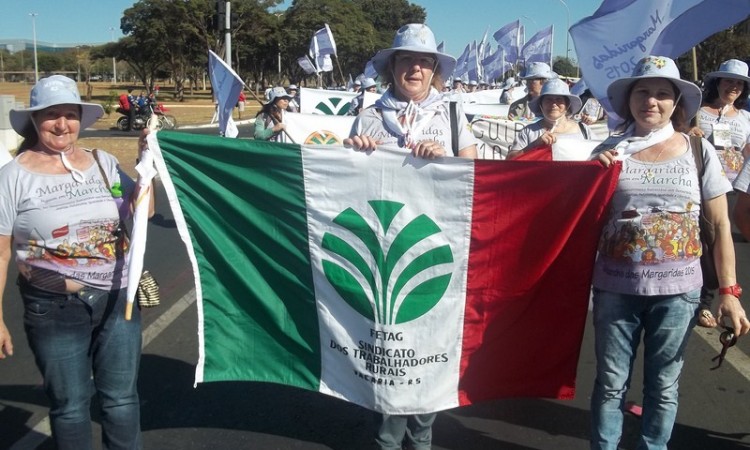 MULHERES DO STR NA MARCHA DAS MARGARIDAS 2015