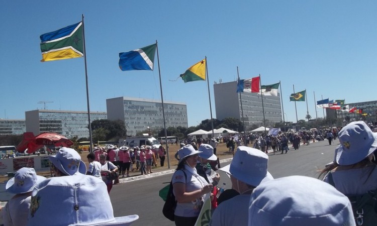 MULHERES DO STR NA MARCHA DAS MARGARIDAS 2015