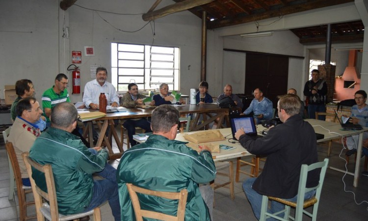 LIDERANÇAS SINDICAIS DE VACARIA PARTICIPAM DE EVENTO EM NOVO HAMBURGO