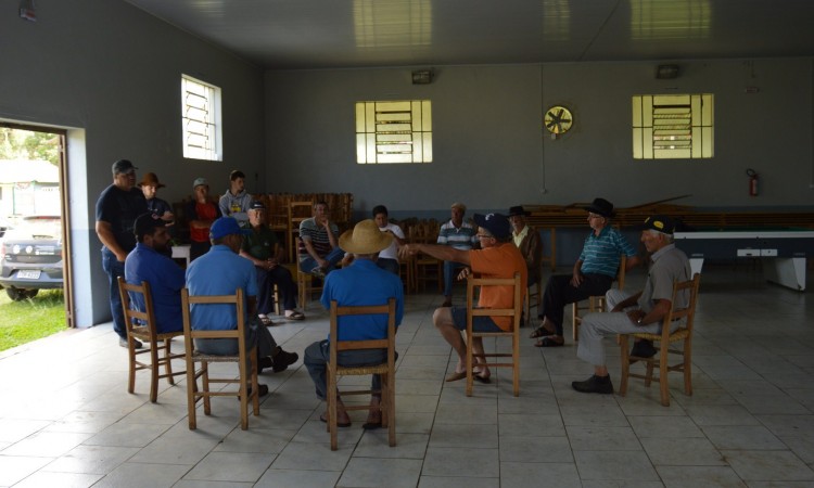 Moradores da Capela de Fátima cobram da prefeitura melhorias em estradas da região