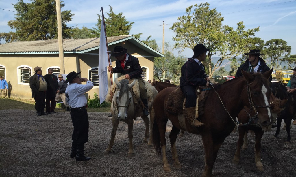 AGRICULTORES COMEMORAM EM FESTA NA INVERNADA DOS BORGES – 5º DISTRITO DE VACARIA