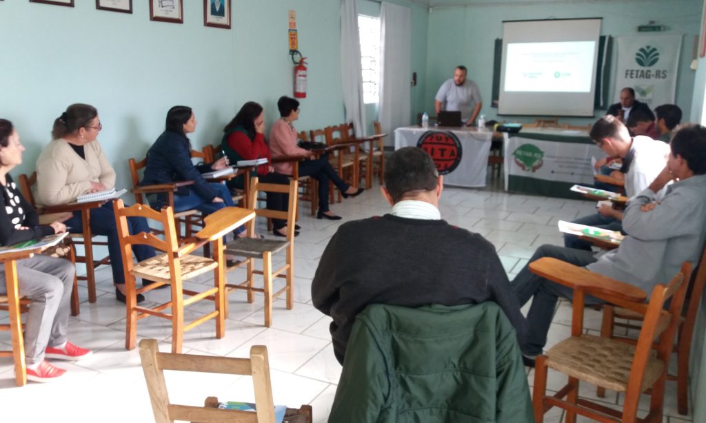 Encontro discute a Cadeia Produtiva e Certificação na sede do STR de Vacaria e Muitos Capões